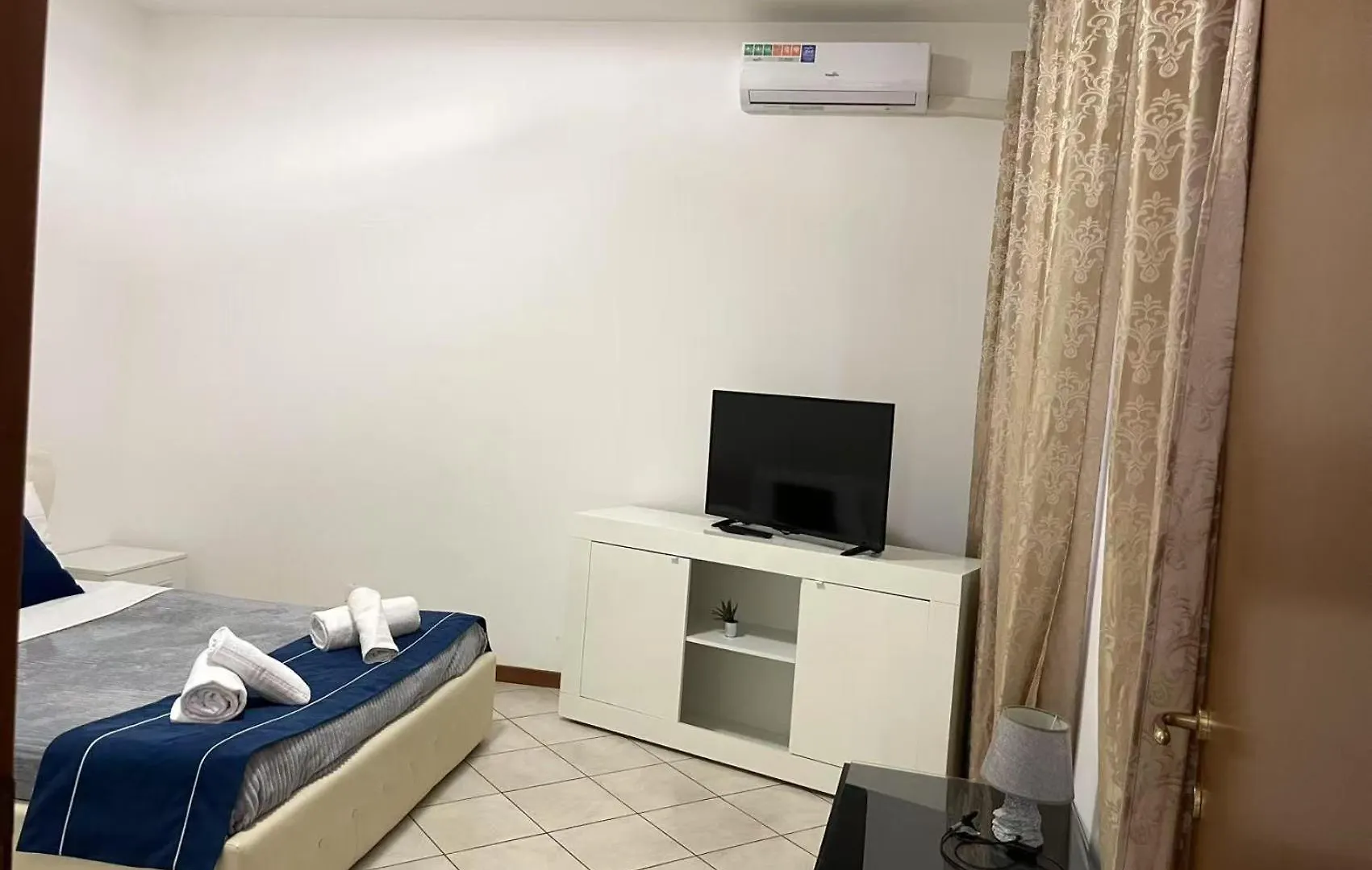 Flat Blue Apartment Verona