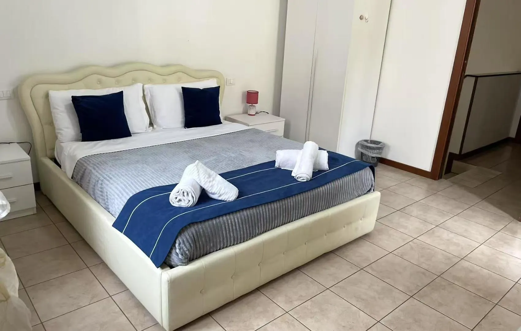 Flat Blue Apartment Verona 0*,
